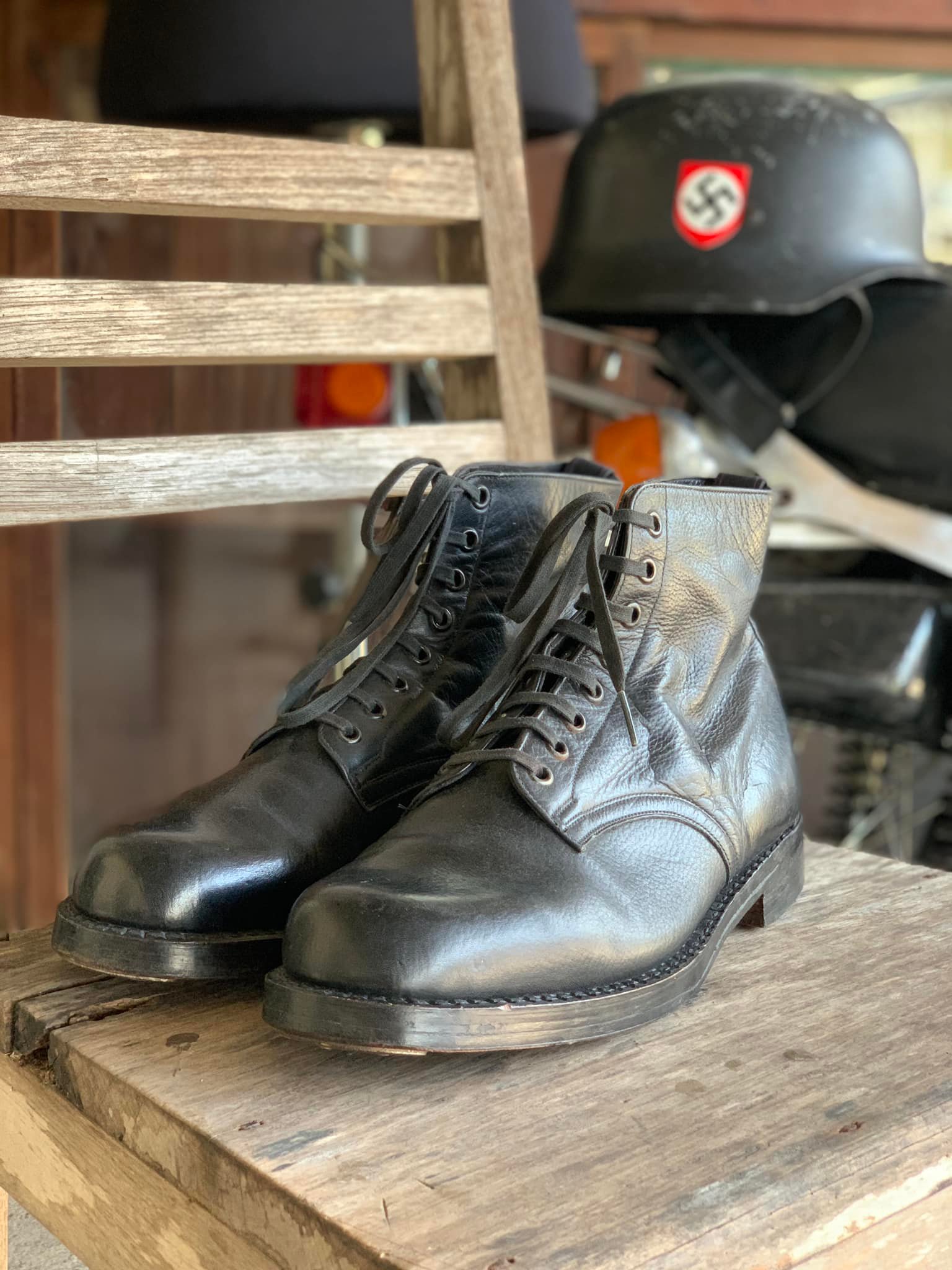 INTERNATIONAL SHOE CO US Navy Service Shoes Rare pair Deadstock 