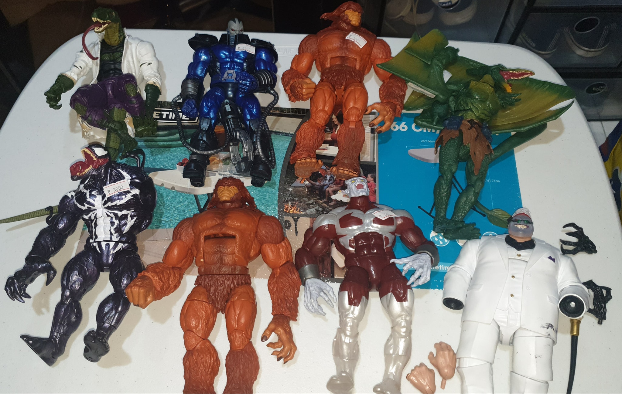 Mixed Marvel and DC Figures For Sale: ❗❗Marvel Legends❗❗ 2