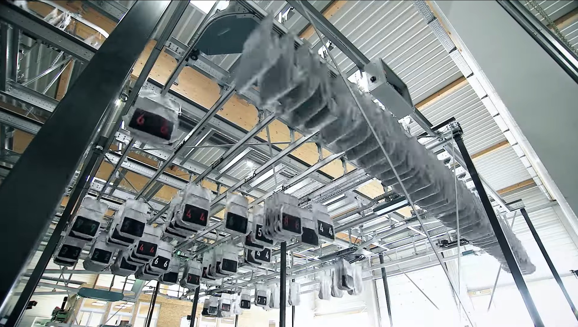 💡 บริษัท มูลเบอร์(Beumer... - Design Through Manufacturing