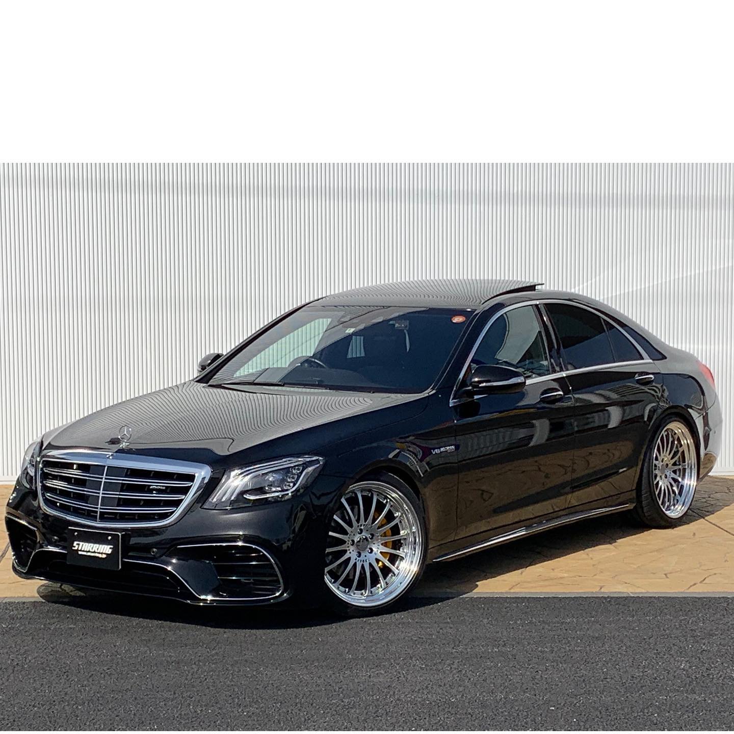 ⚫️New arrival⚫️ MベンツS400H 後期S63仕様 W222のハイブリッド 