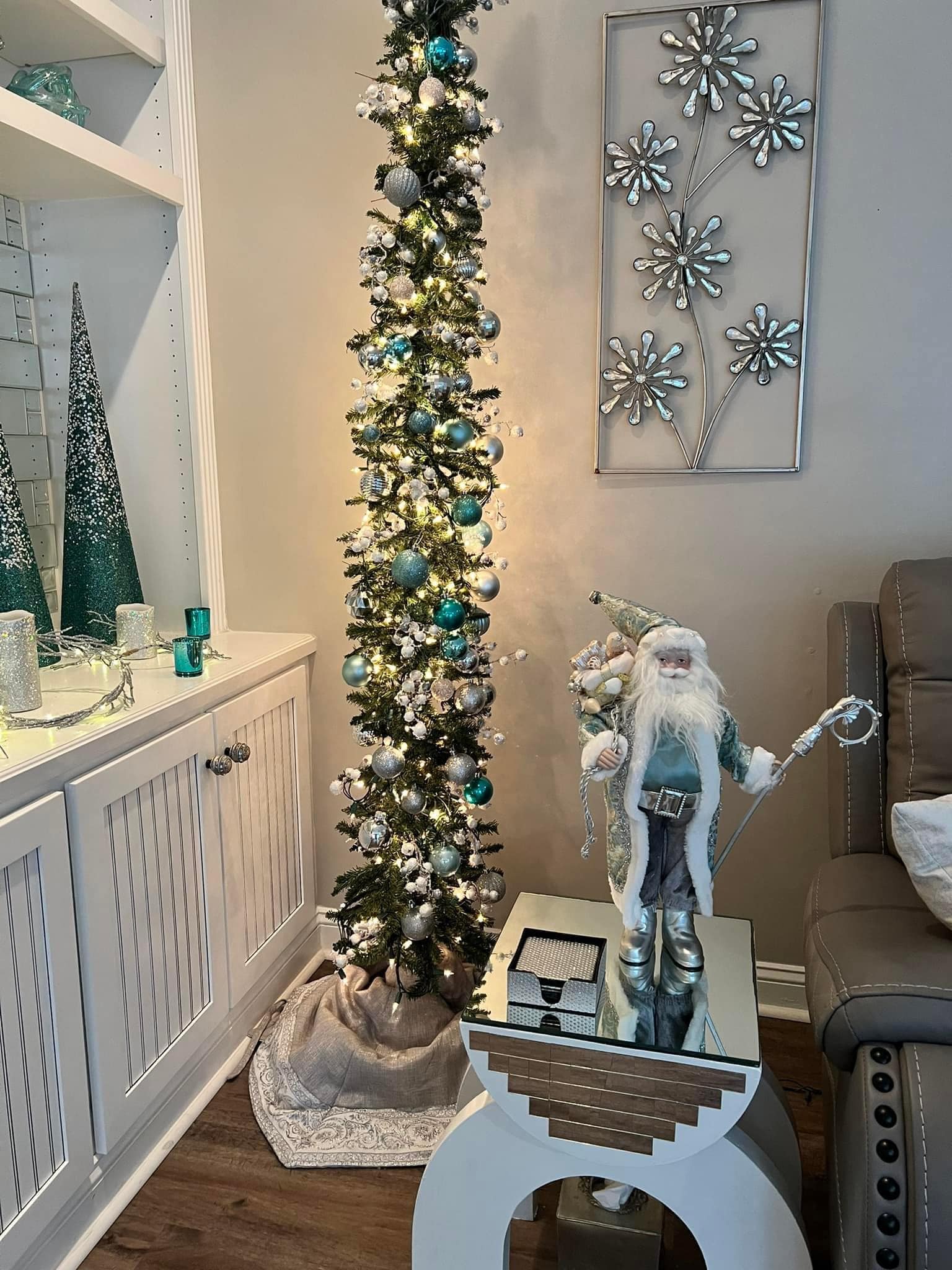 how to dress a pencil christmas tree A thin pencil Christmas tree is the perfect solution to use in a smaller  space. It can be your main tree or be utilized as a second tree tucked into  a corner. If adding ribbon, just make sure its the