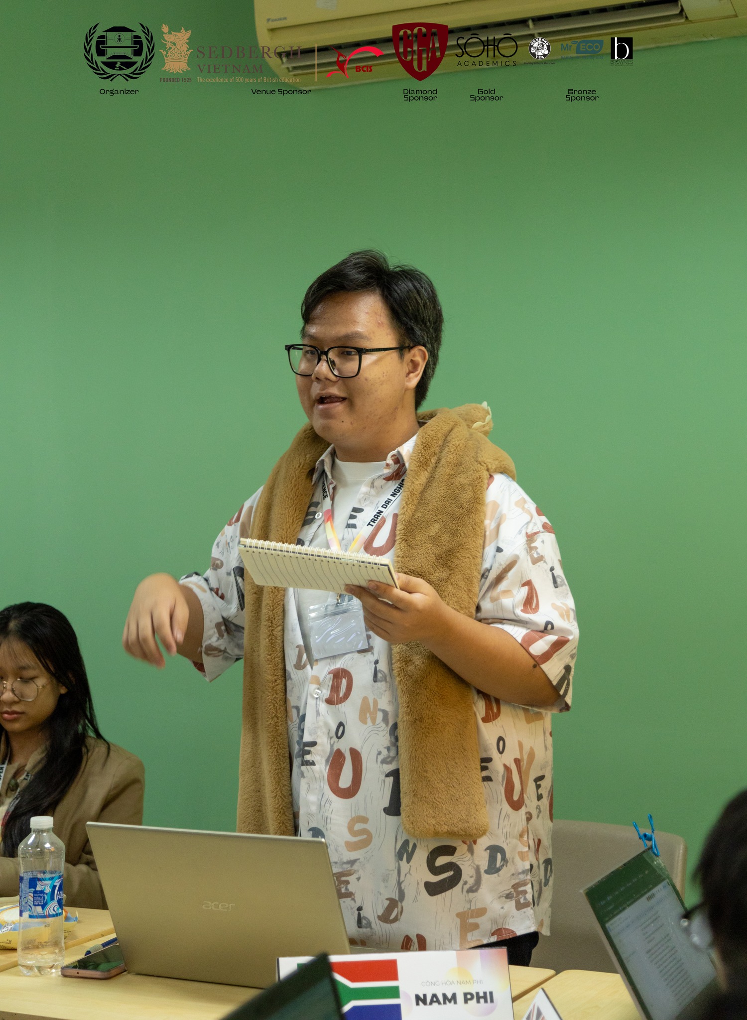 Tran Dai Nghia Open Model United Nations - TOMUN