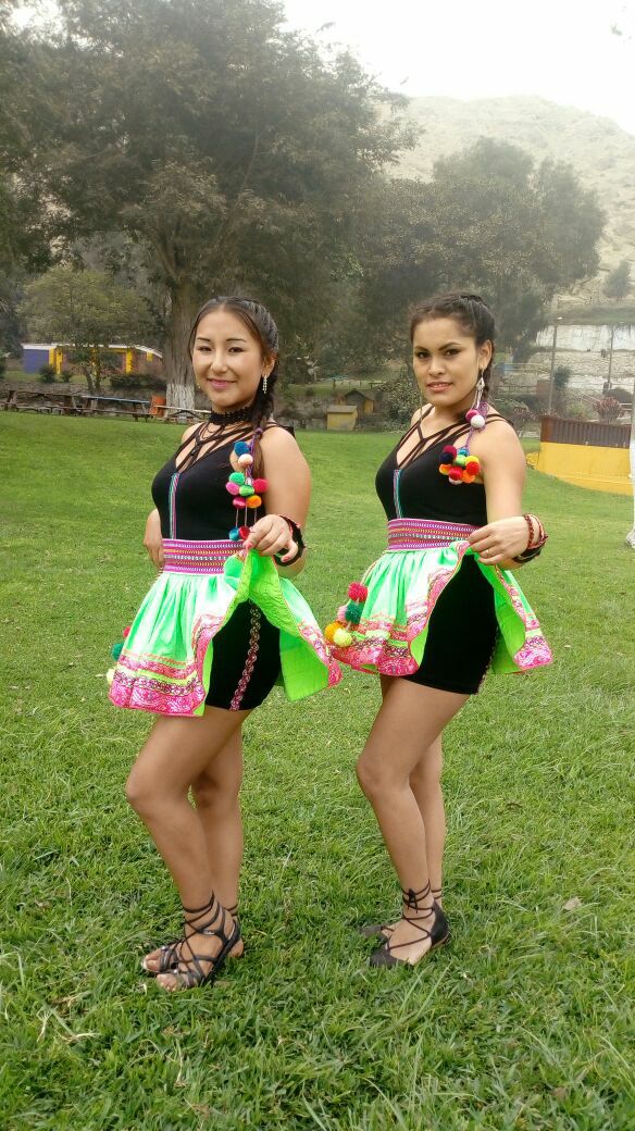 Alexa Reyes Oficial added a new... - Alexa Reyes Oficial