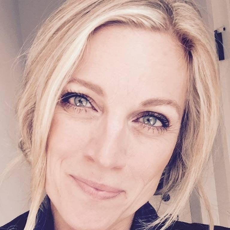 Charlotte Roth - author