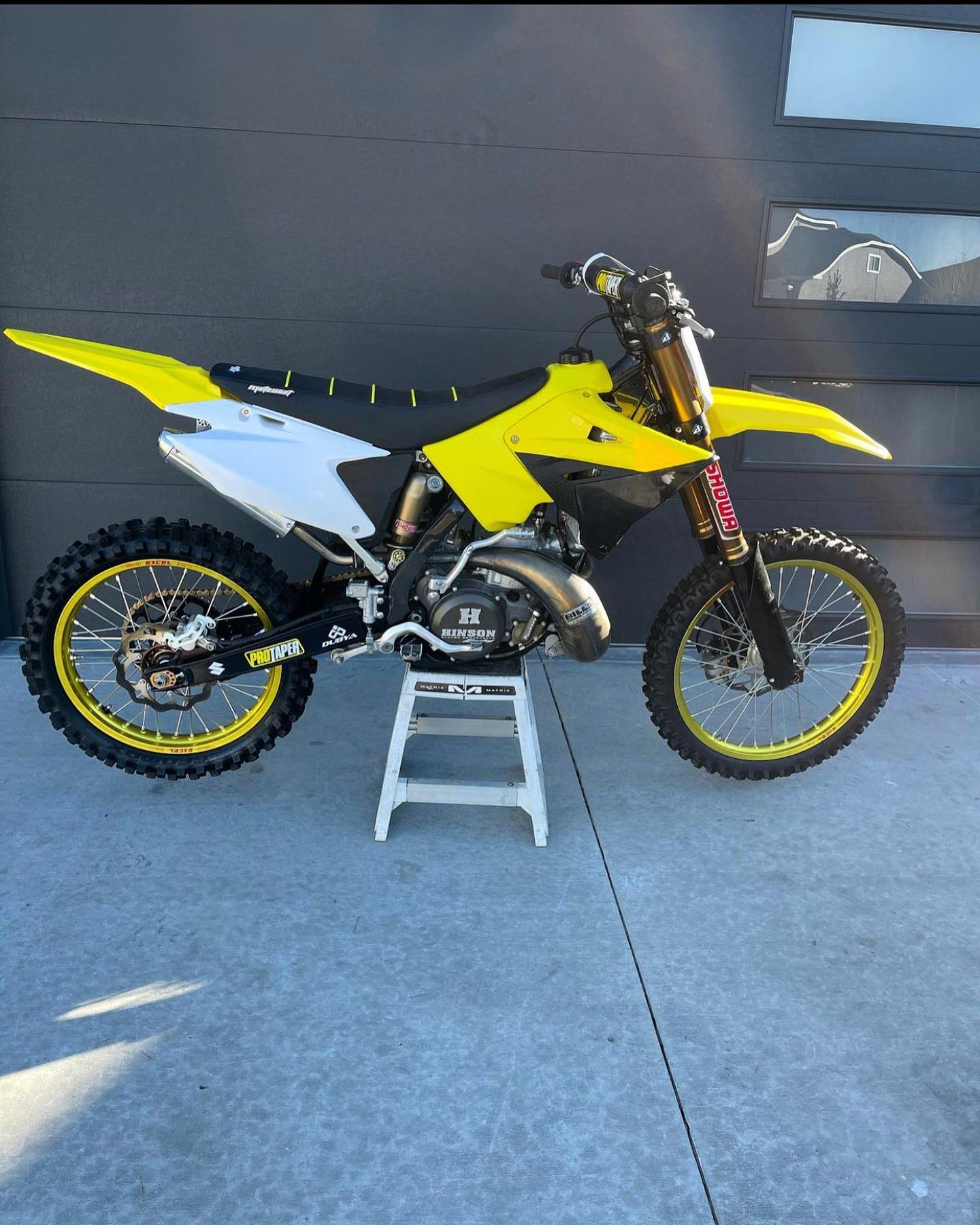 1996 factory Suzuki RM250 two-stroke test