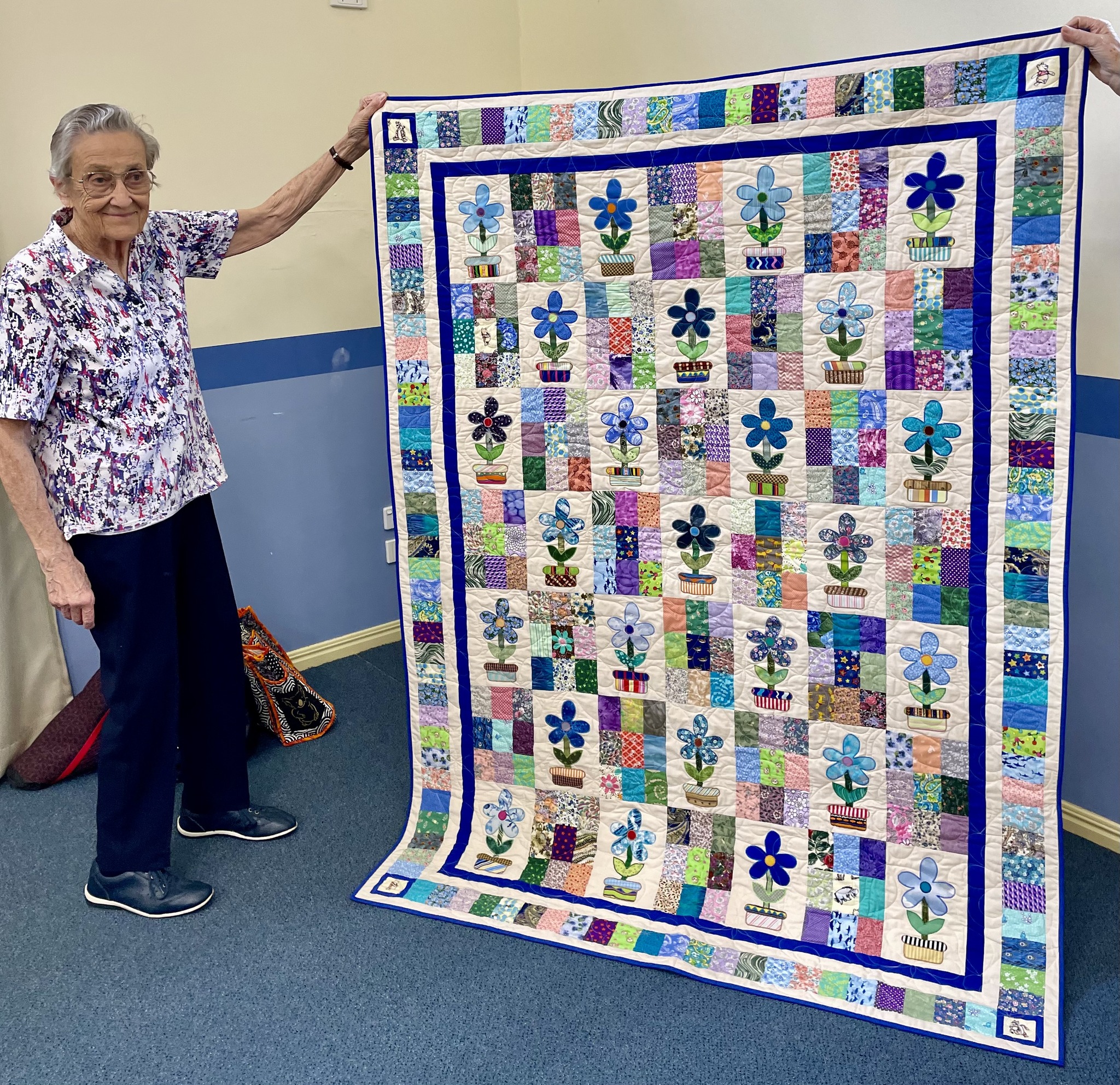 Mary Ann's beauty off the rollers. Quilted on our HQ Amara 20