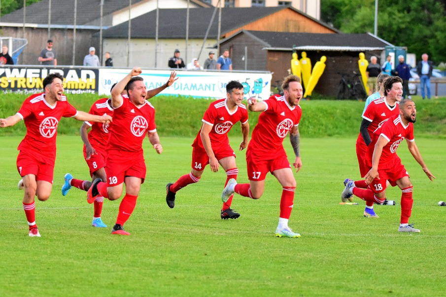 VfB Arzberg 1911 e.V. - +++ HEIMSIEG +++ VfB Arzberg 3:1 SV Steinmühle ...