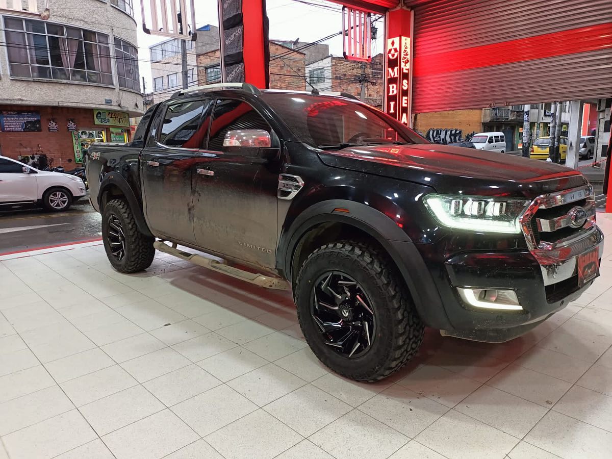 Acrilujos 4x4 - Ford ranger modify 🔥🔥 belleza estrenando...