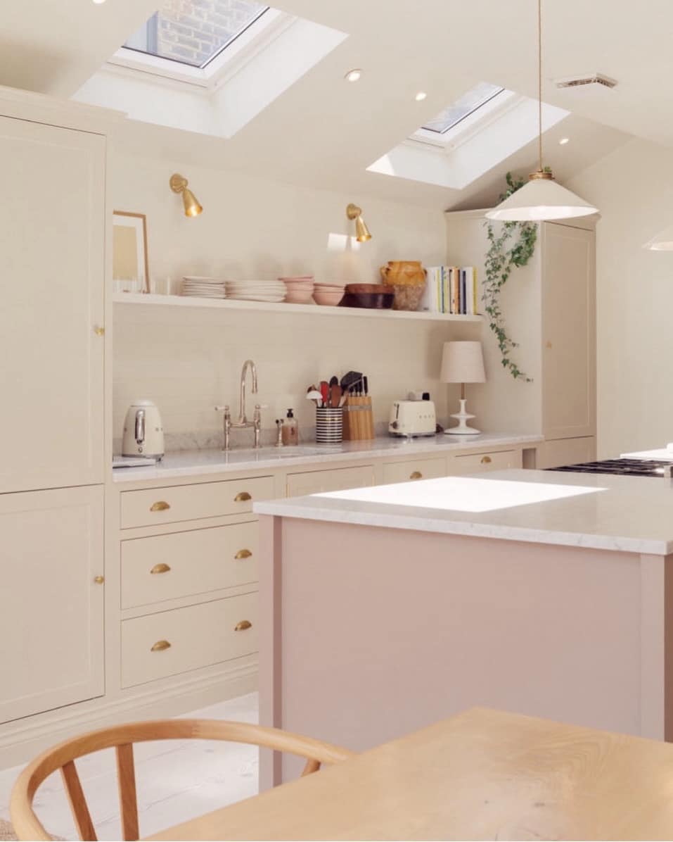 Hector Finch - Our Bianco Lucia pendant looks pretty in... | Facebook