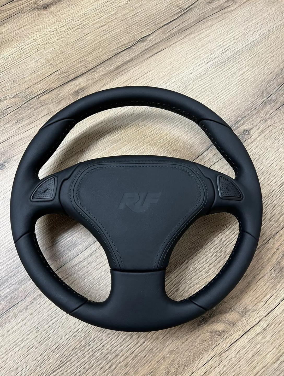 ポルシェ911 ハンドル　ATIWE製　RUF Ruf Steering Wheel Atiwe 365 Porsche 911 964 993 996 997 Genuine