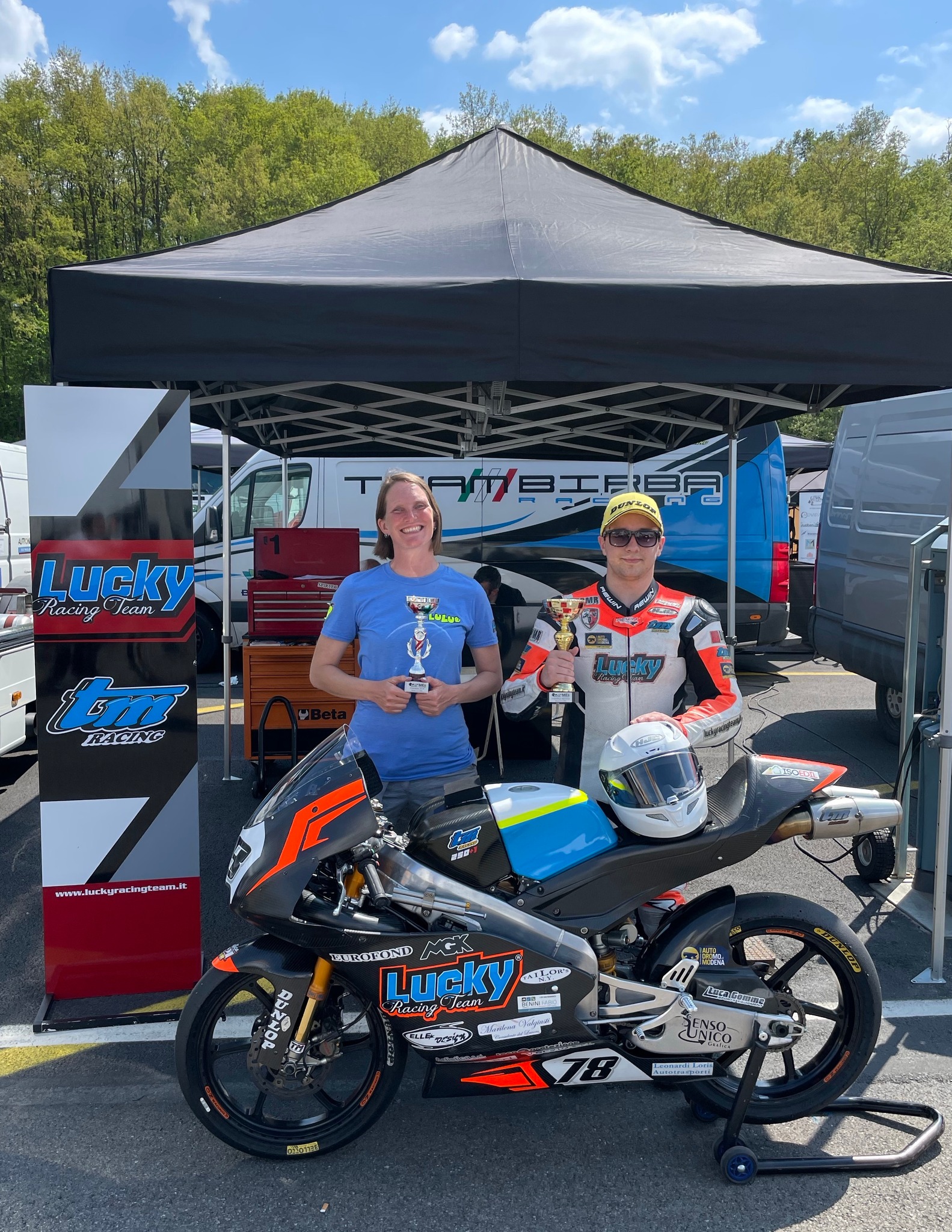 Lucky Racing Team