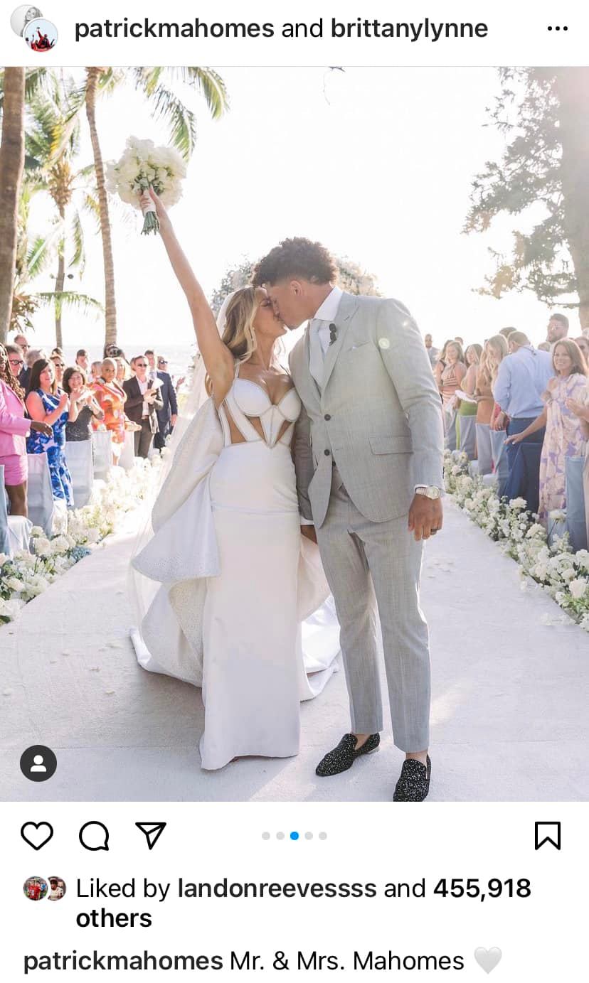 Patrick & Brittany Mahomes shared some photos on social media of their wedding in Hawaii! ❤️