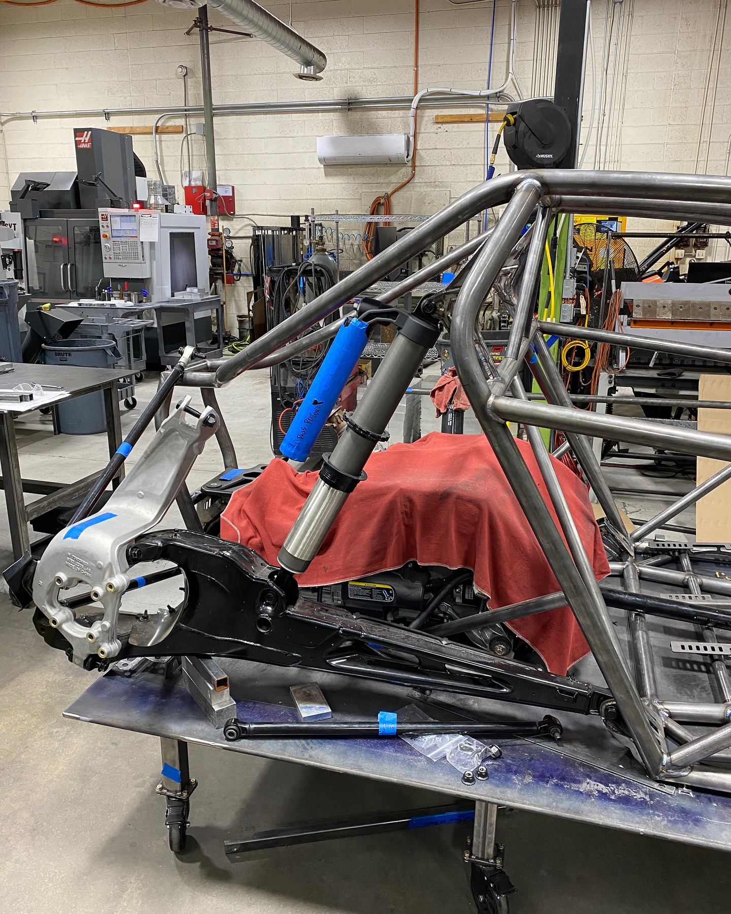 Weller Racing - Back to cycling the suspension, on the new...