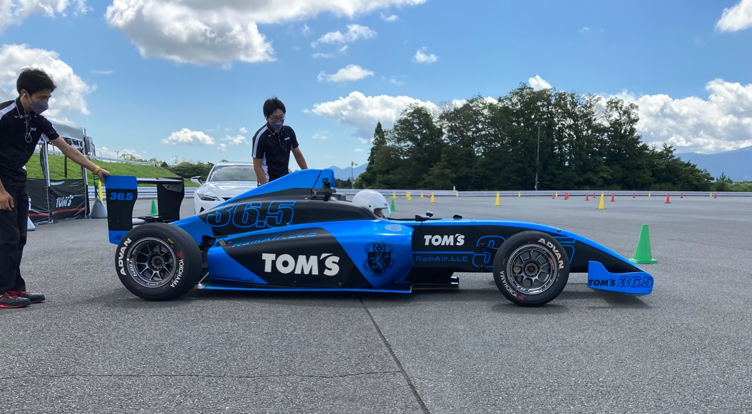 TOM'S Racing - TOM'S Racing added a new photo.