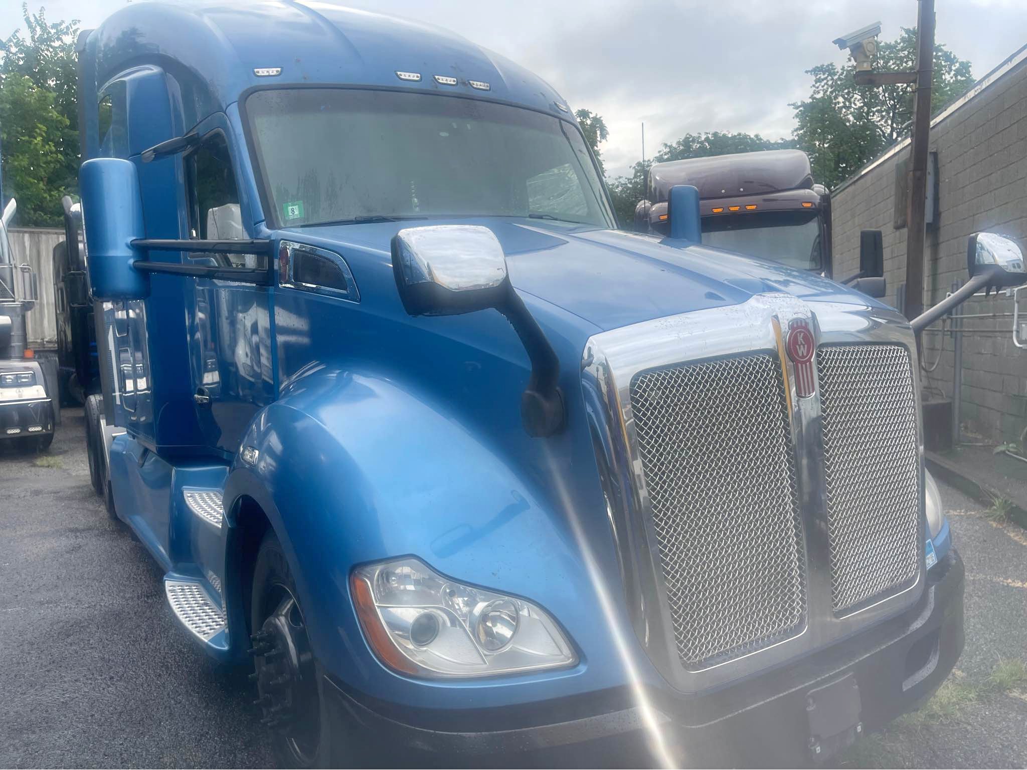 KENWORTH T680 (OLD STYLE '12-'21