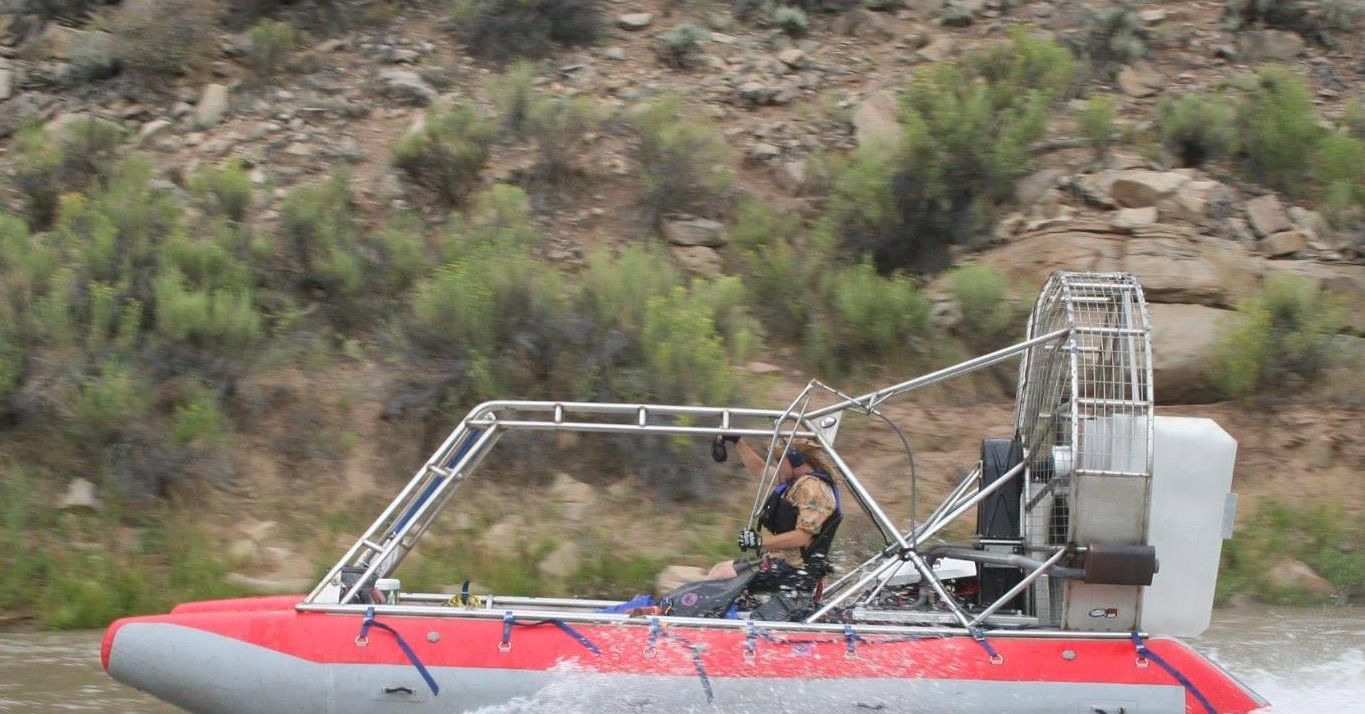 Airboatwest.com - We manufacture and sell enclosed heated cabs and ...
