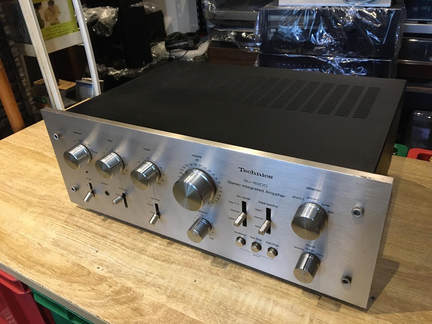 Technics SU-8200 pre main stereo amplifier for sale