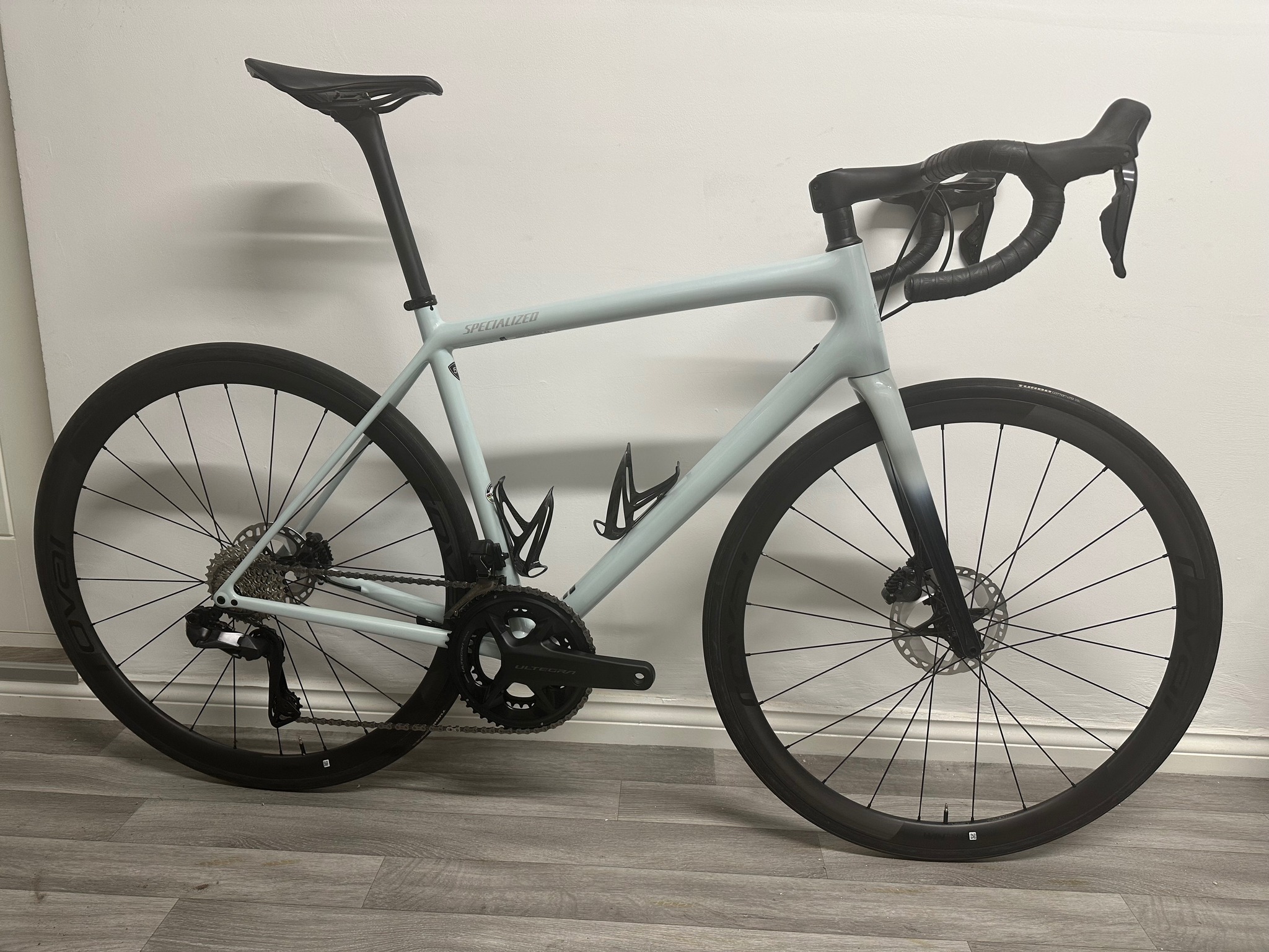 Alpinist cockpit went on today, 6.650kg without pedals. S-Works 