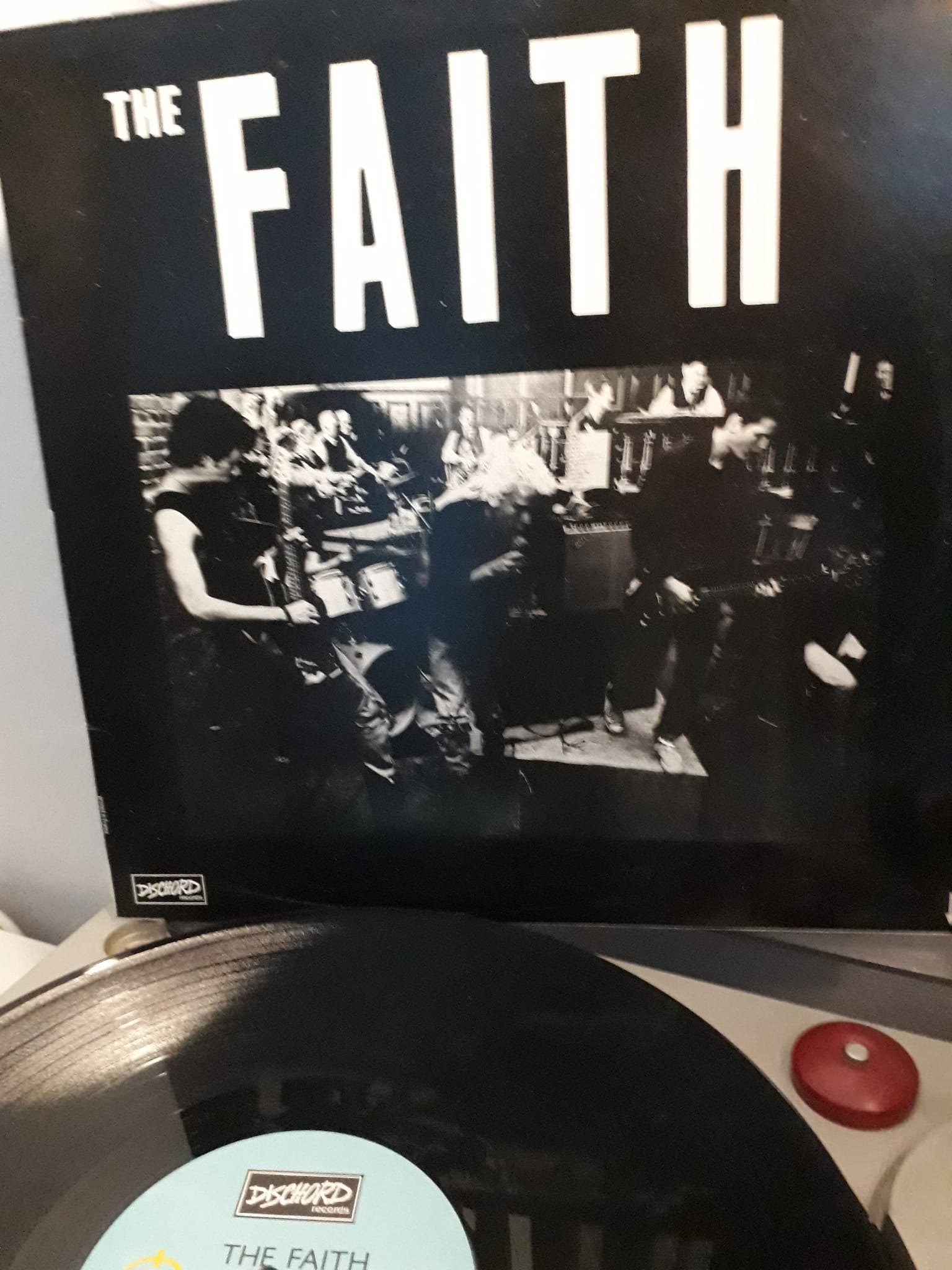 Faith and Void split LP on Dischord Records