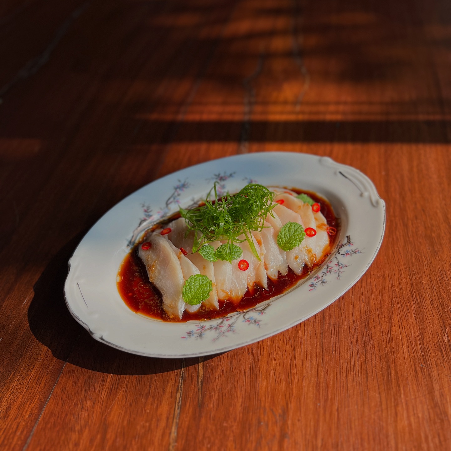Grayoon - 🐟 พล่าปลาดิบ “ซูกิ (Sugi)” • ปลาช่อนทะเล (Cobia Fish) หรือที่ ...