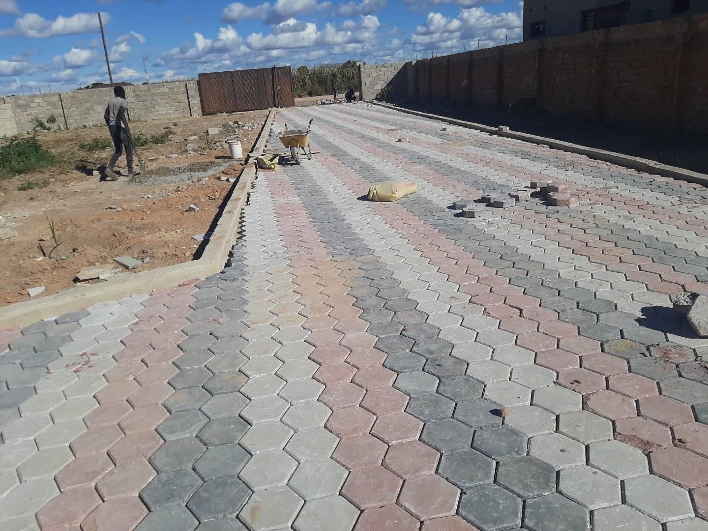 Mobile pavers based in choma | Choma