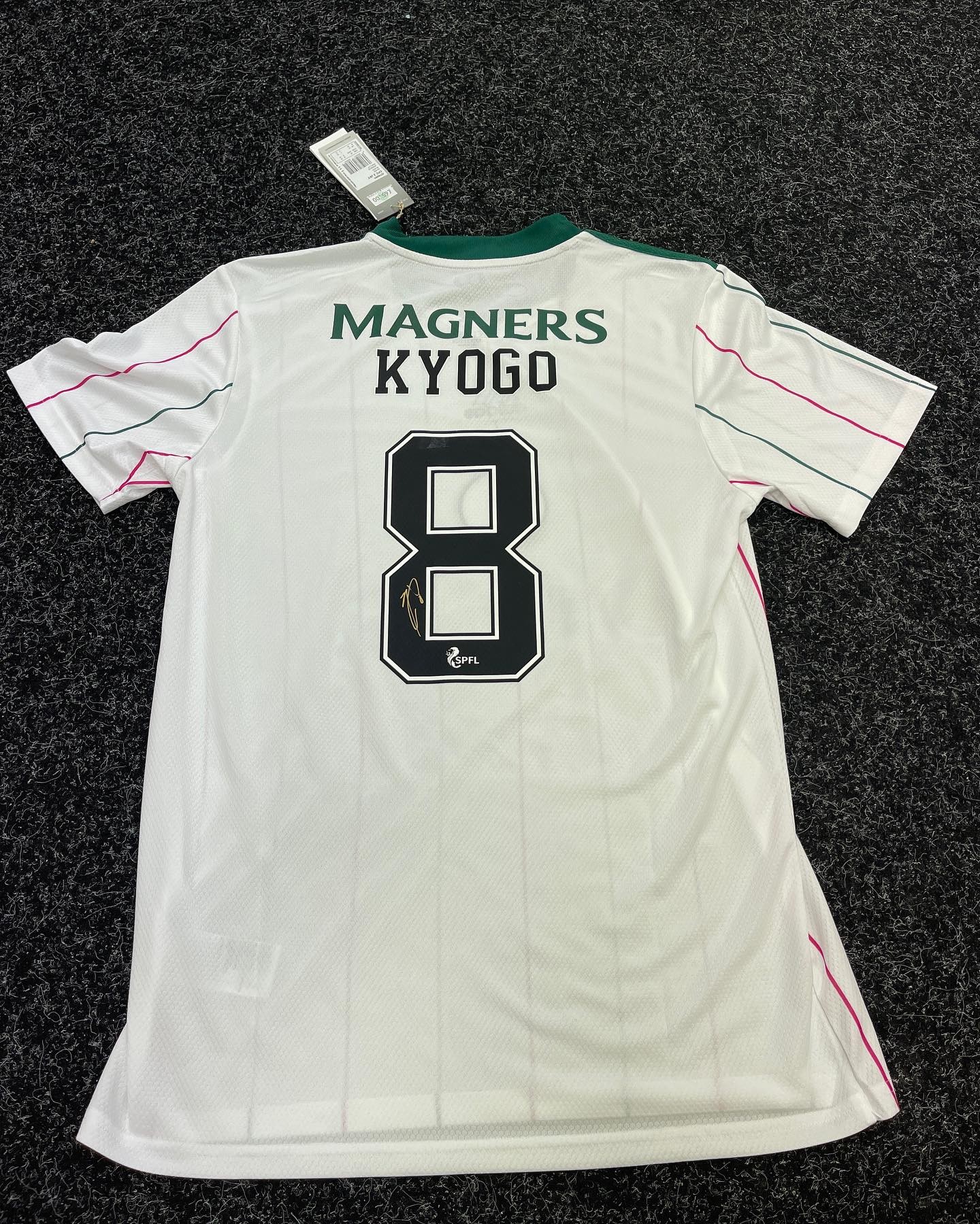 SIGNED KYOGO FURUHASHI CELTIC SHIRT 2021/2022 JAPAN WITH COA All