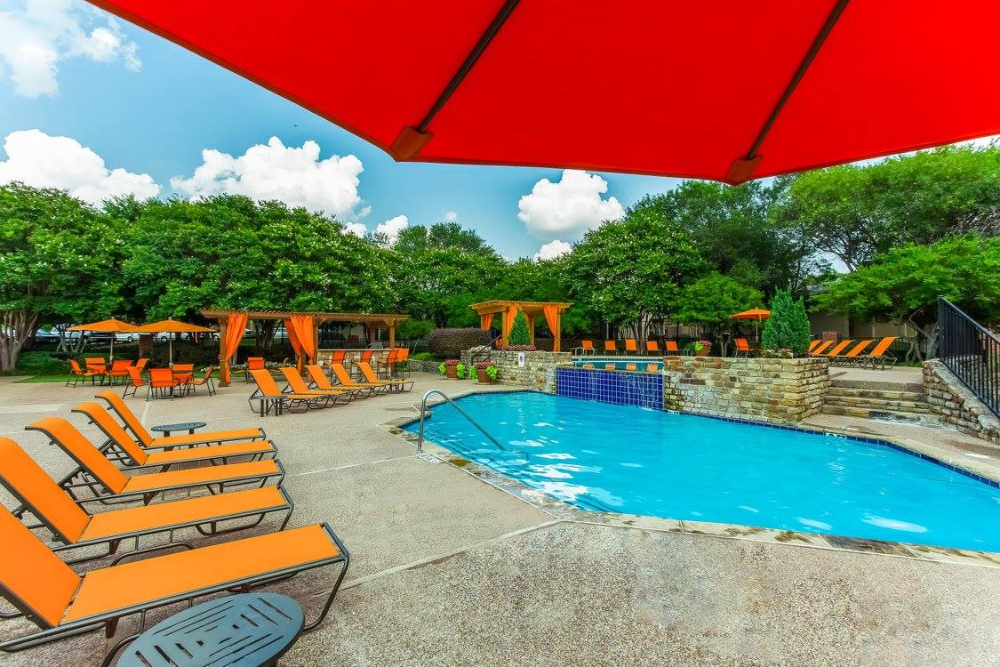 Overlook Ranch Apartments | Dallas TX