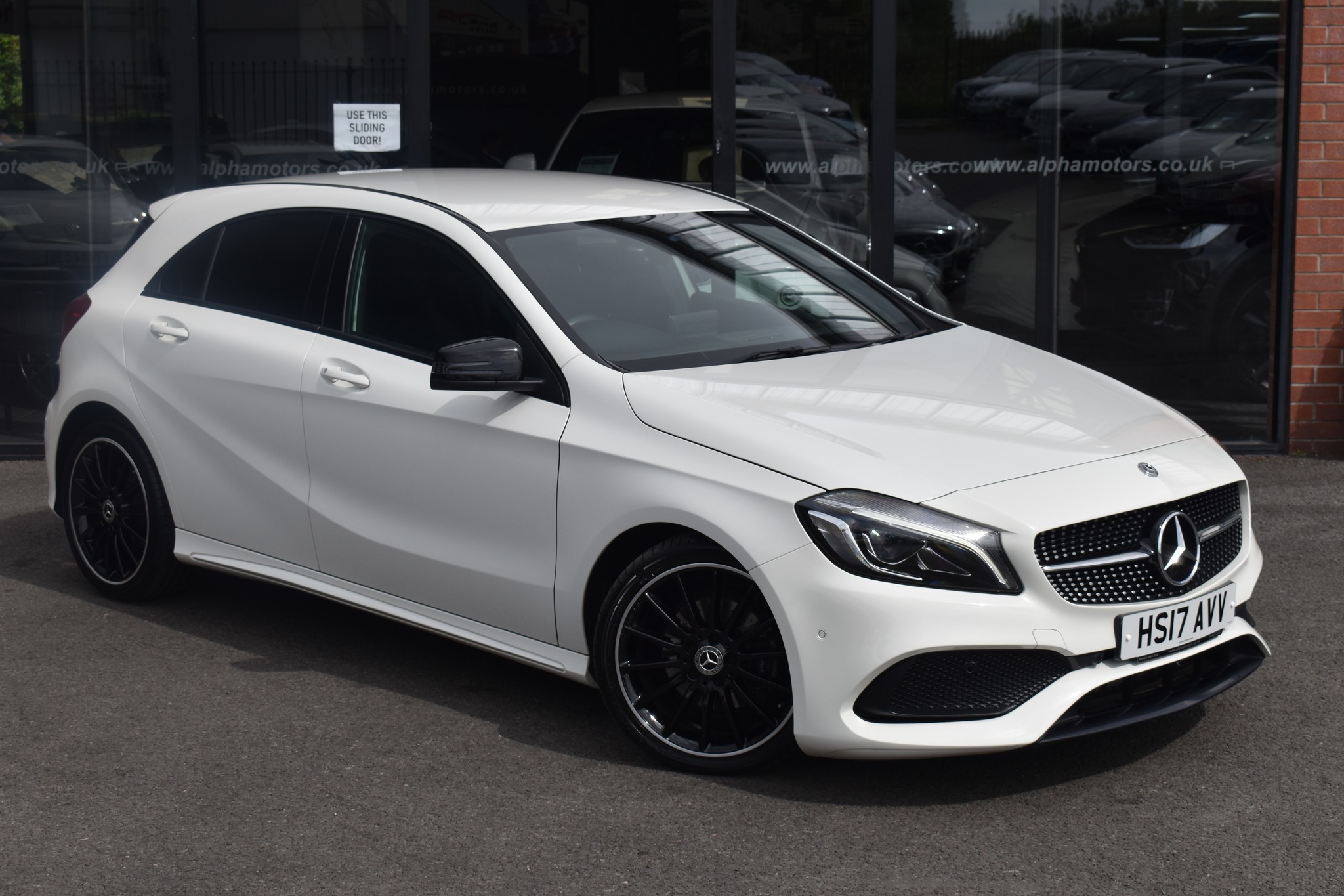 Alpha Motors - Mercedes A200 AMG LINE PREMIUM Alpha...