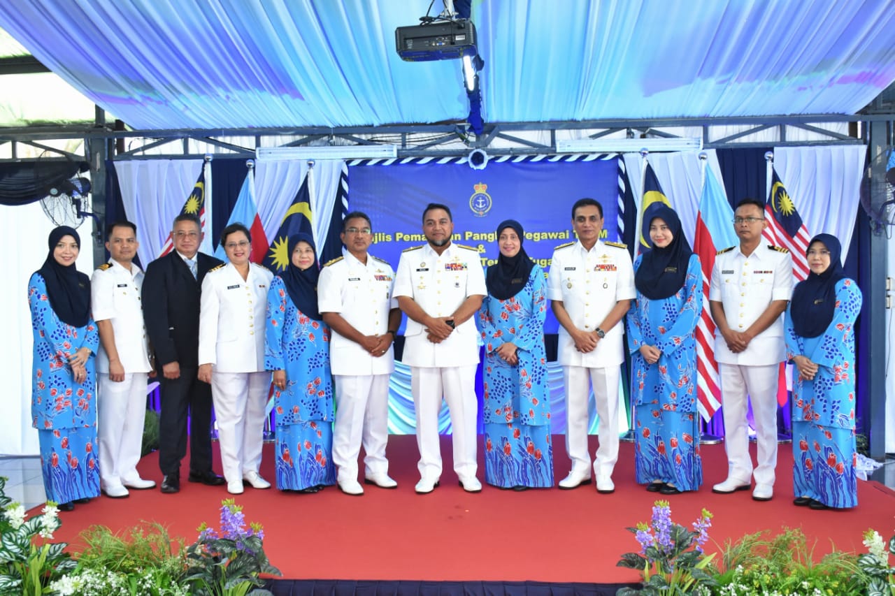 PEMAKAIAN PANGKAT PEGAWAI... - Tentera Laut Diraja Malaysia