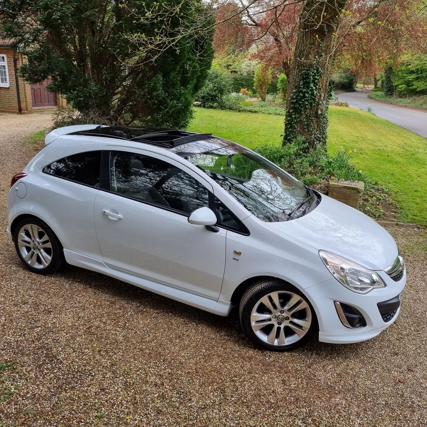 M R Car Sales Ltd