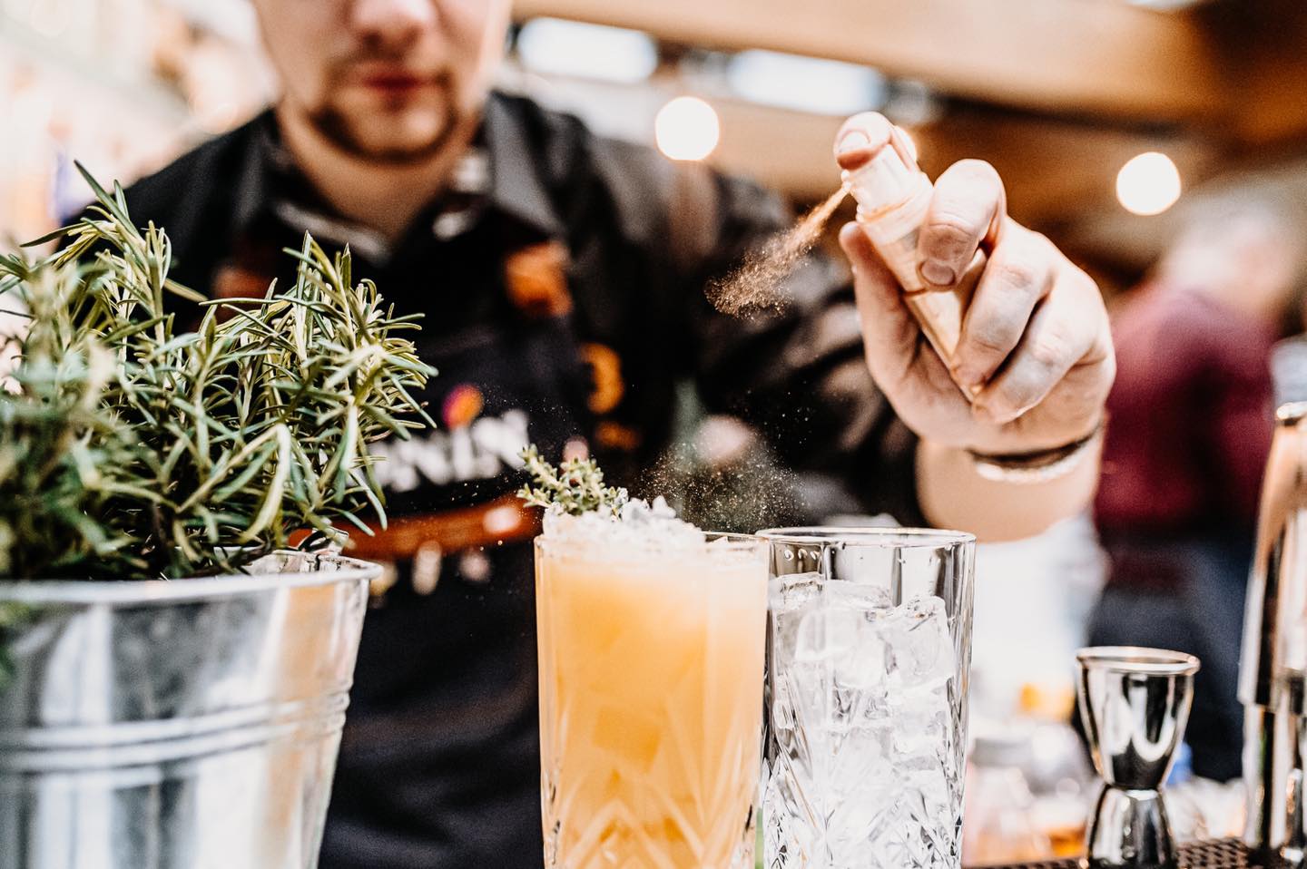 Alternative Bar - Basen w POZIOM 511 Design Hotel & SPA #alternative # ...