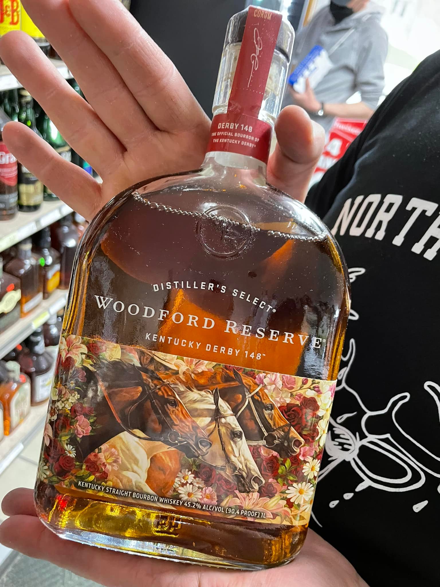 Only 300 of the signed Woodford Reserve Ky Derby 146 bottles will 