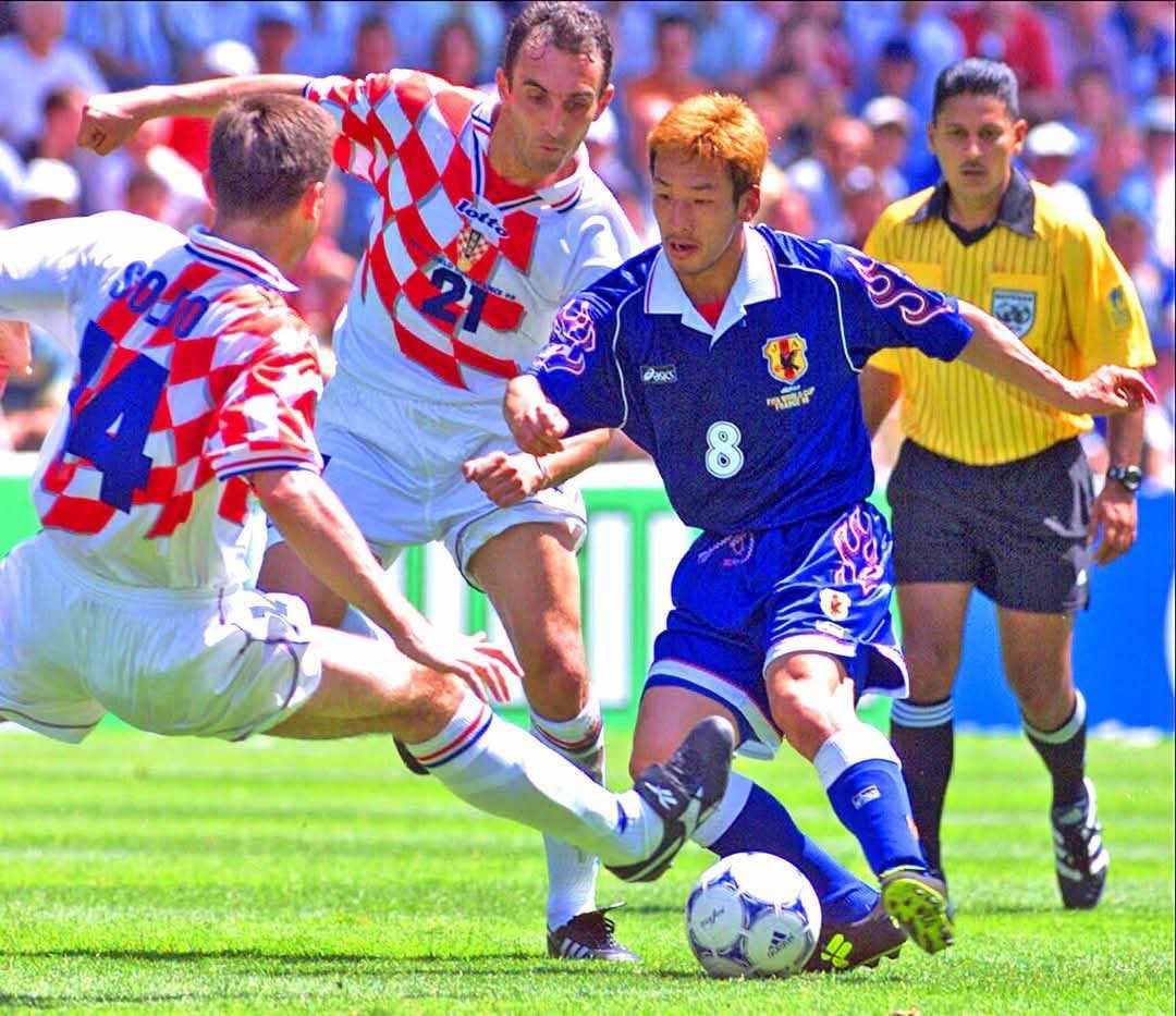 Hidetoshi Nakata of Samurai Blue in action against Croatia at 1998