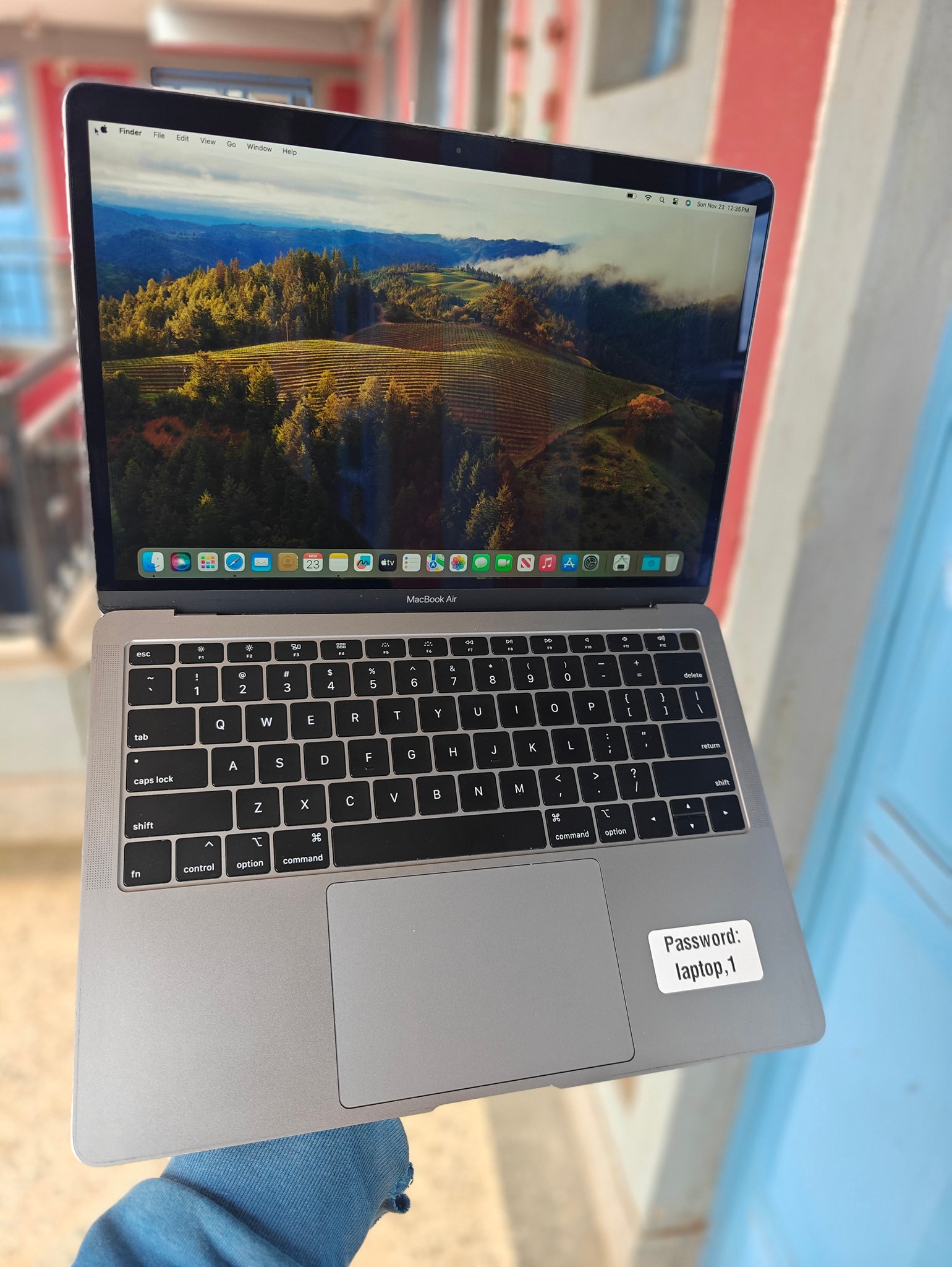 MacBook Air 2019 1.6GHz Dual-Core Intel Core i5 8GB RAM 256GB SSD 