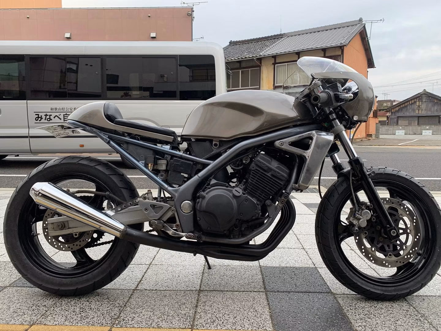 X GATE - kawasaki BALIUS. caféracer. #XGATE #clothing... | Facebook