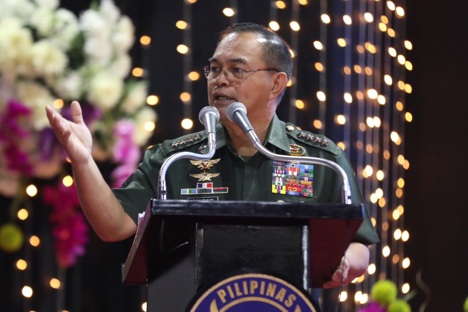 LOOK | PAF WELCOMES AFP CHIEF ON... - Philippine Air Force | Facebook