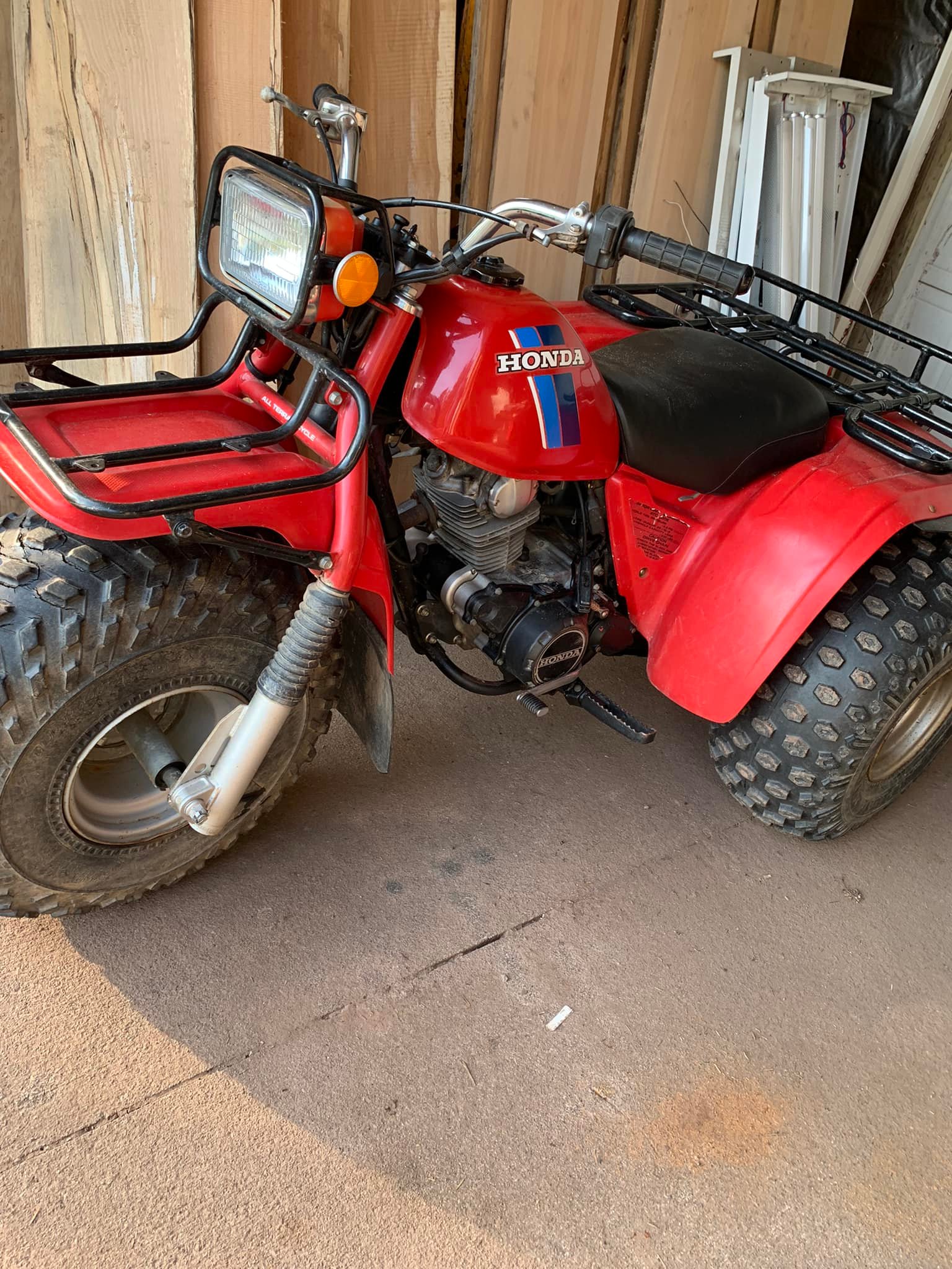 1983 three wheeler with original paperwork and working brakes