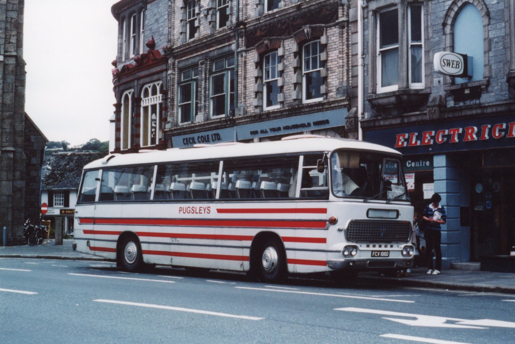 Friends of Buses and Coaches | CUW 563C, an AEC Reliance with Duple ...
