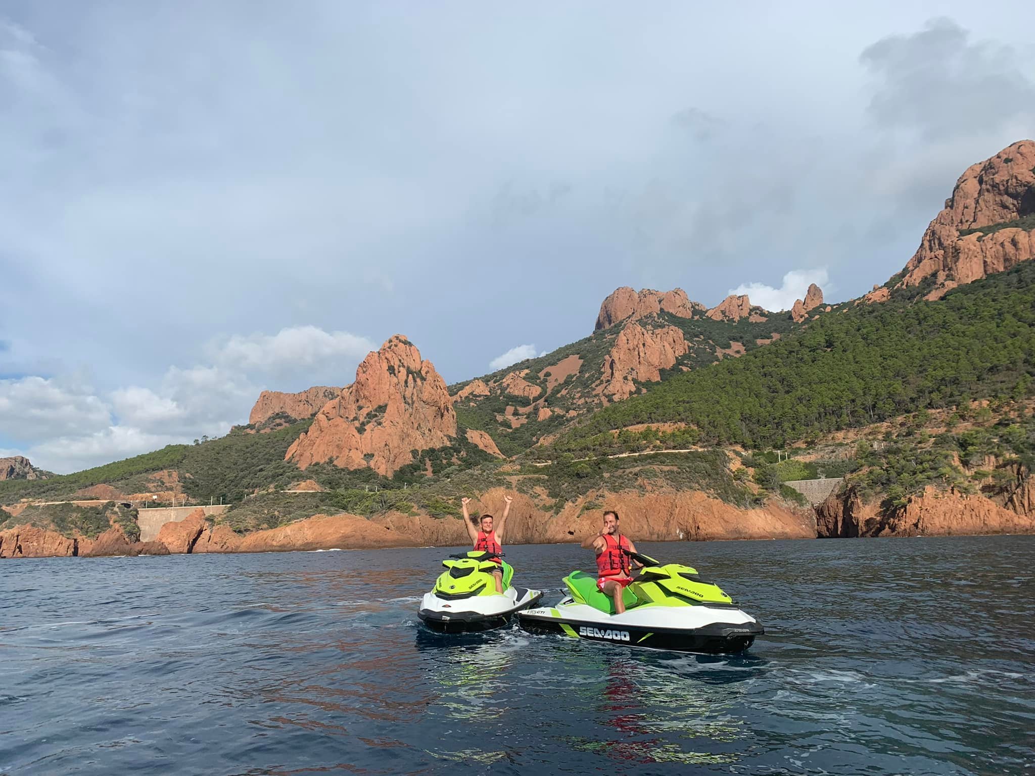 Jet Style Agay Location Jet Ski Bouée Tractée