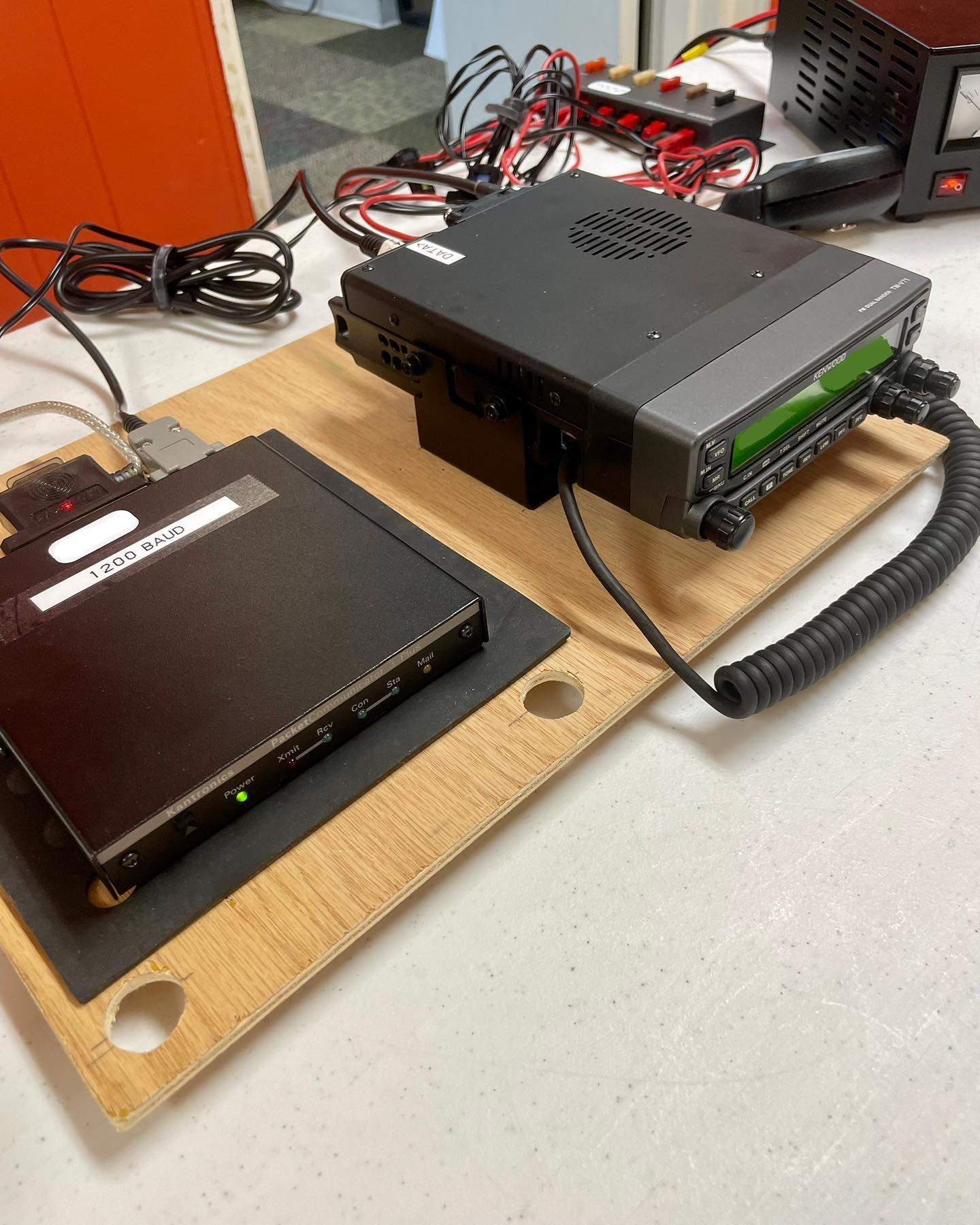 k4bth - A friend demonstrated his VHF packet station at a...