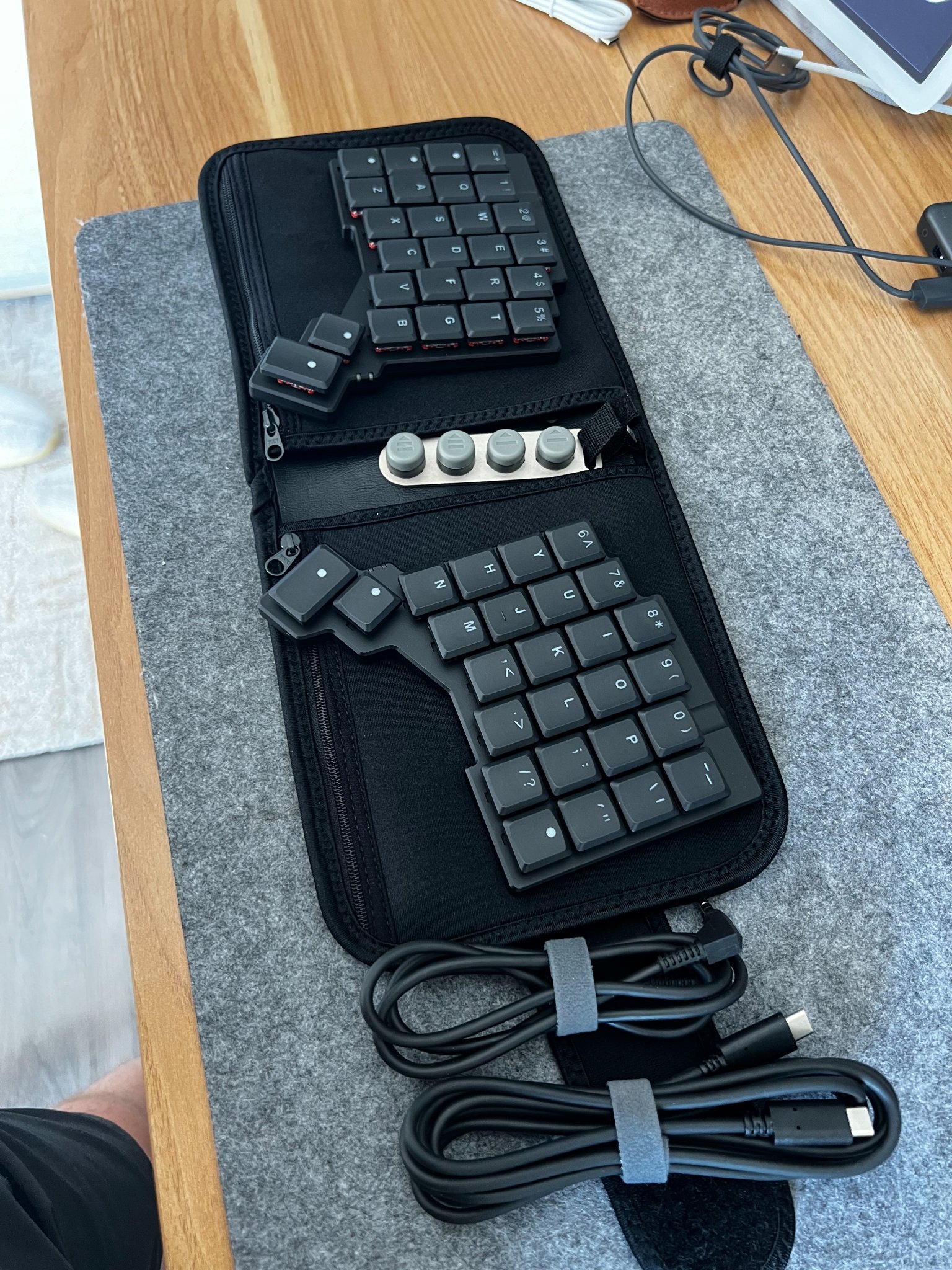 ZSA Voyager Split Ergonomic Keyboard (Like New) w/ Red, Red Pro 