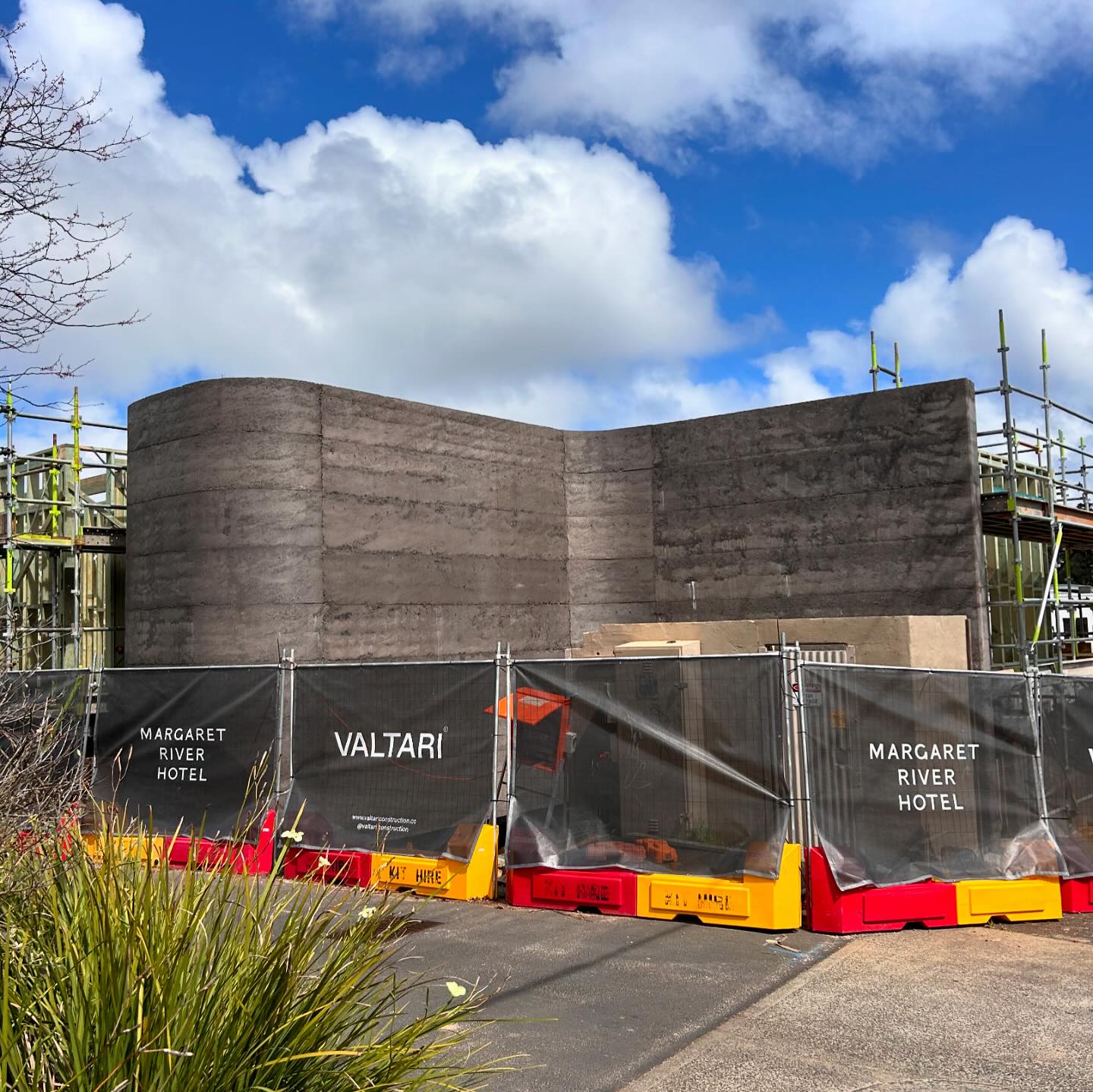 🚧 September wrap up 🚧 It’s been a... - Alpaka Rammed Earth | Facebook