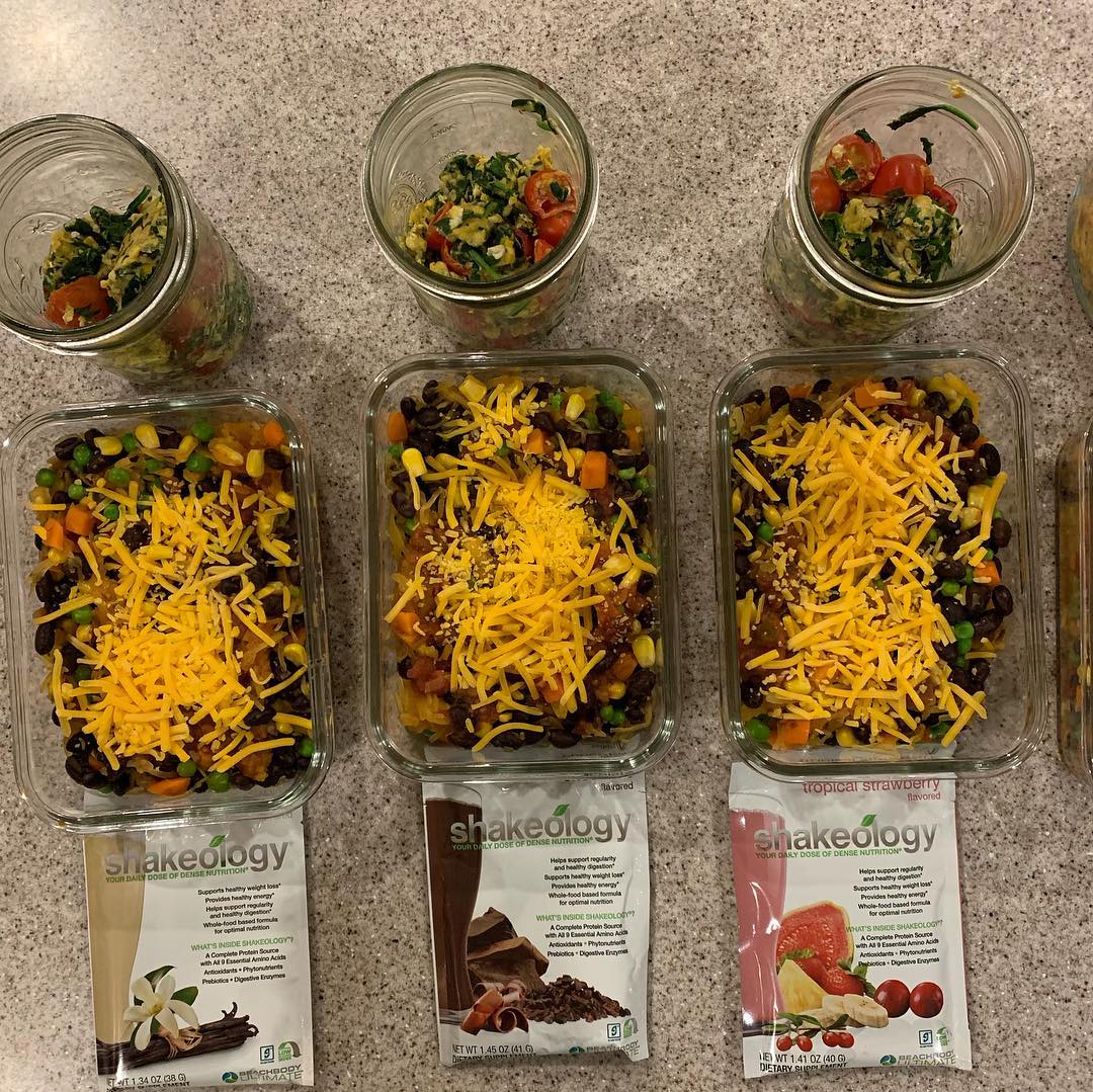 This whole meal prep thing is kind of easy! Consistency is key. And cheese. 🧀 #frigocheese #mealprep