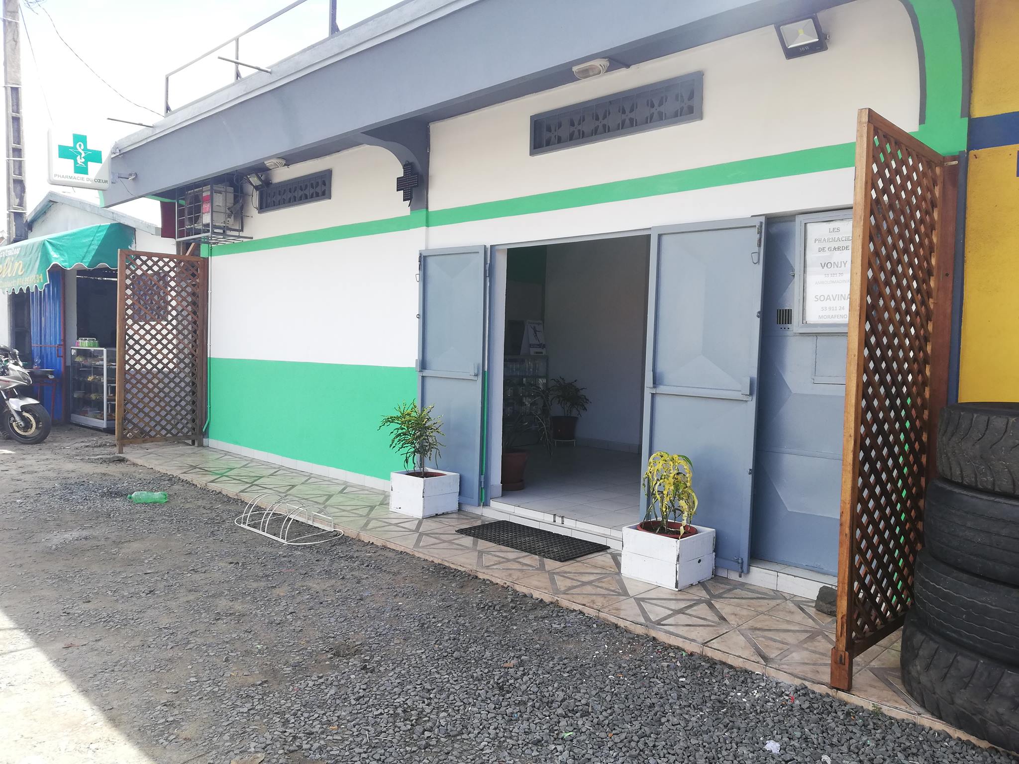 Akory aby antsika eee Pharmacie de garde izahay manomboka iniany 20 ...