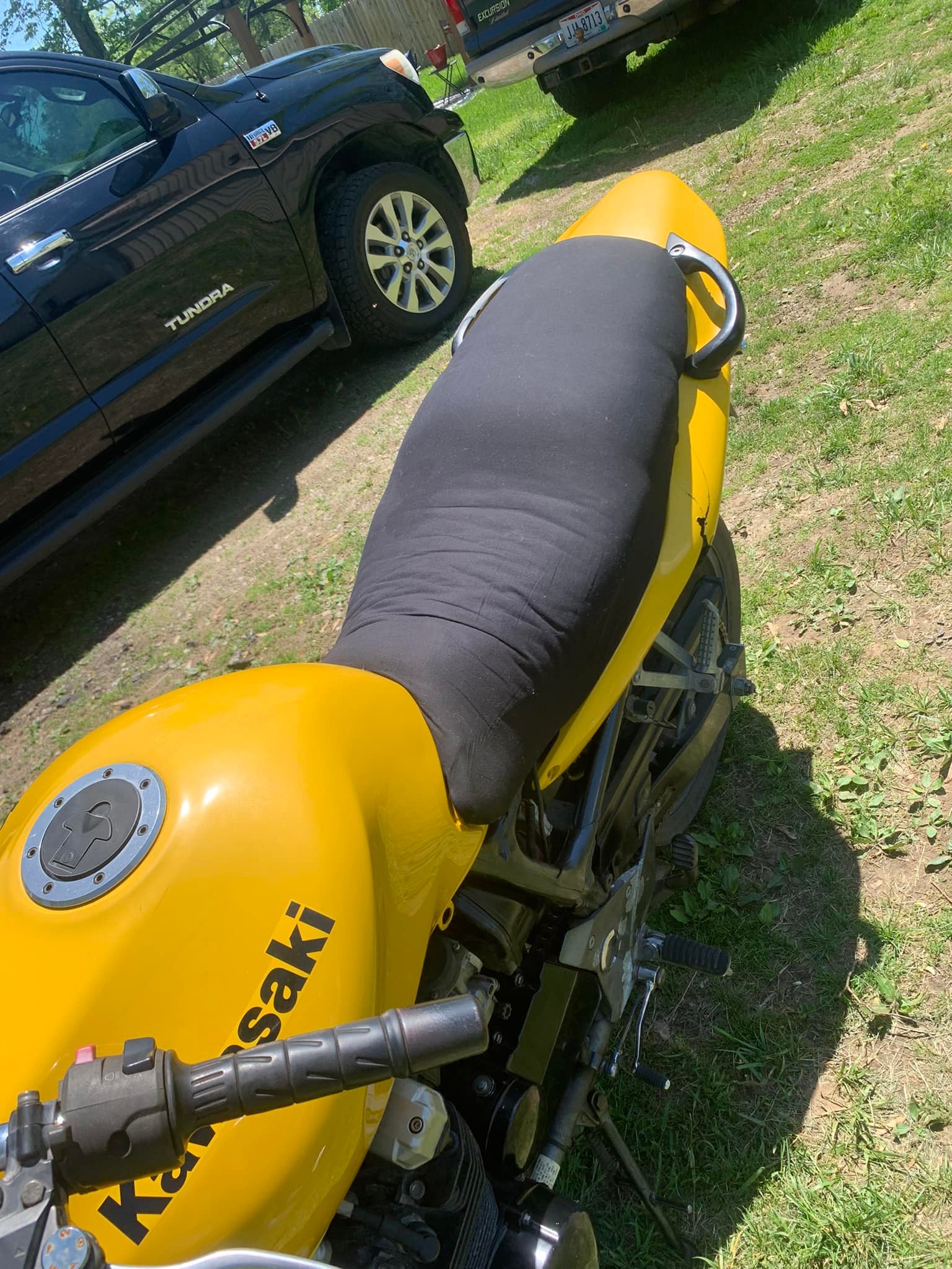 Where do these parts go on a Kawasaki ZR7 S 03 bike?