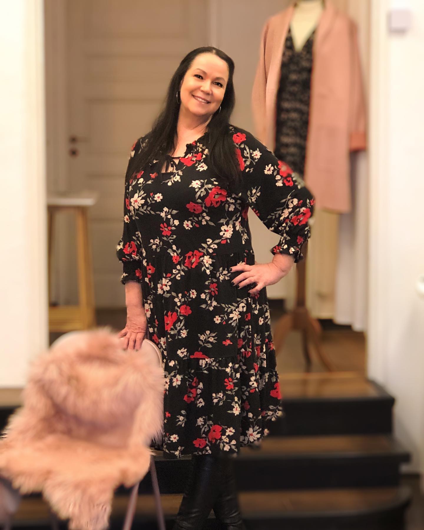 upea-aikuinen-nainen-kaunis-tarja-francoise-boutique-facebook