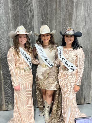So glad to see our girls... - Central Nebraska Rodeo Queen | Facebook