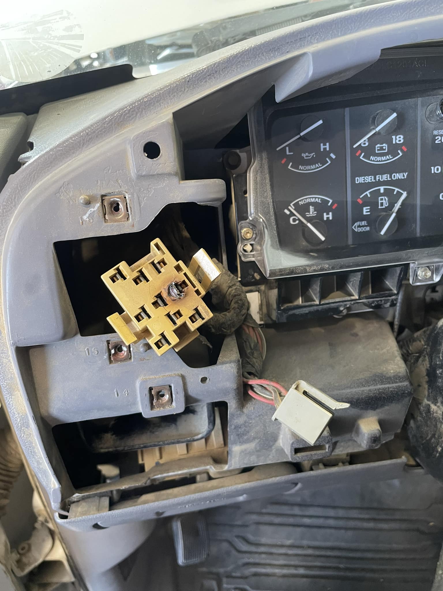 Standard Motor Products HP3820 Headlight Dimmer Switch Connector — Vehicle Specific Replacement