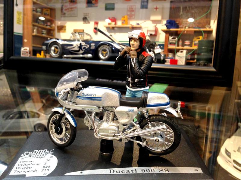 [G11124]ジョー・バー・チーム　ドゥカティ・900SS Facebook