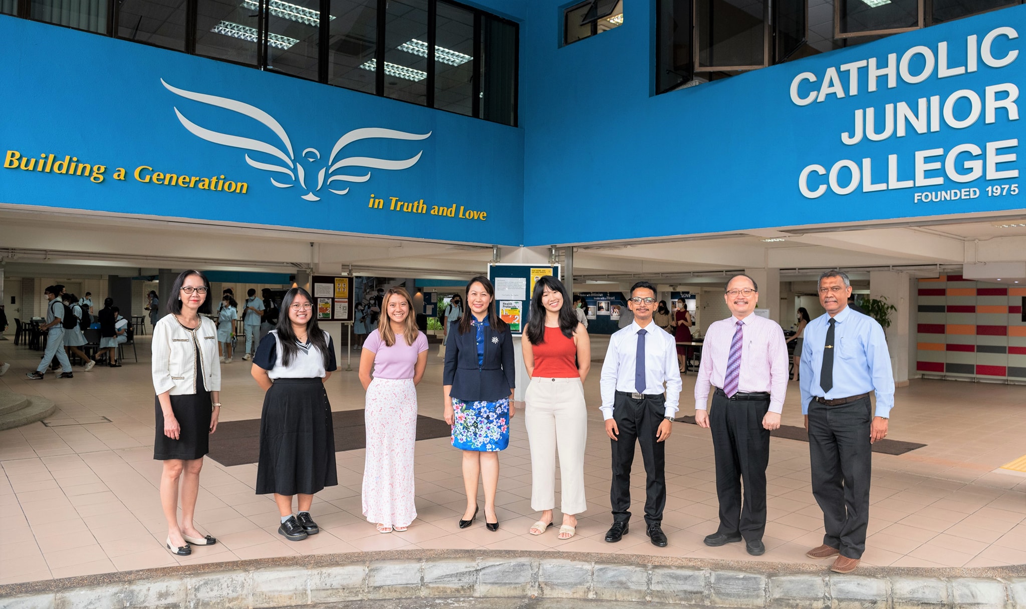 Catholic Junior College - L-R: Mrs Poon Wai Chin, VP Academic; Mr ...
